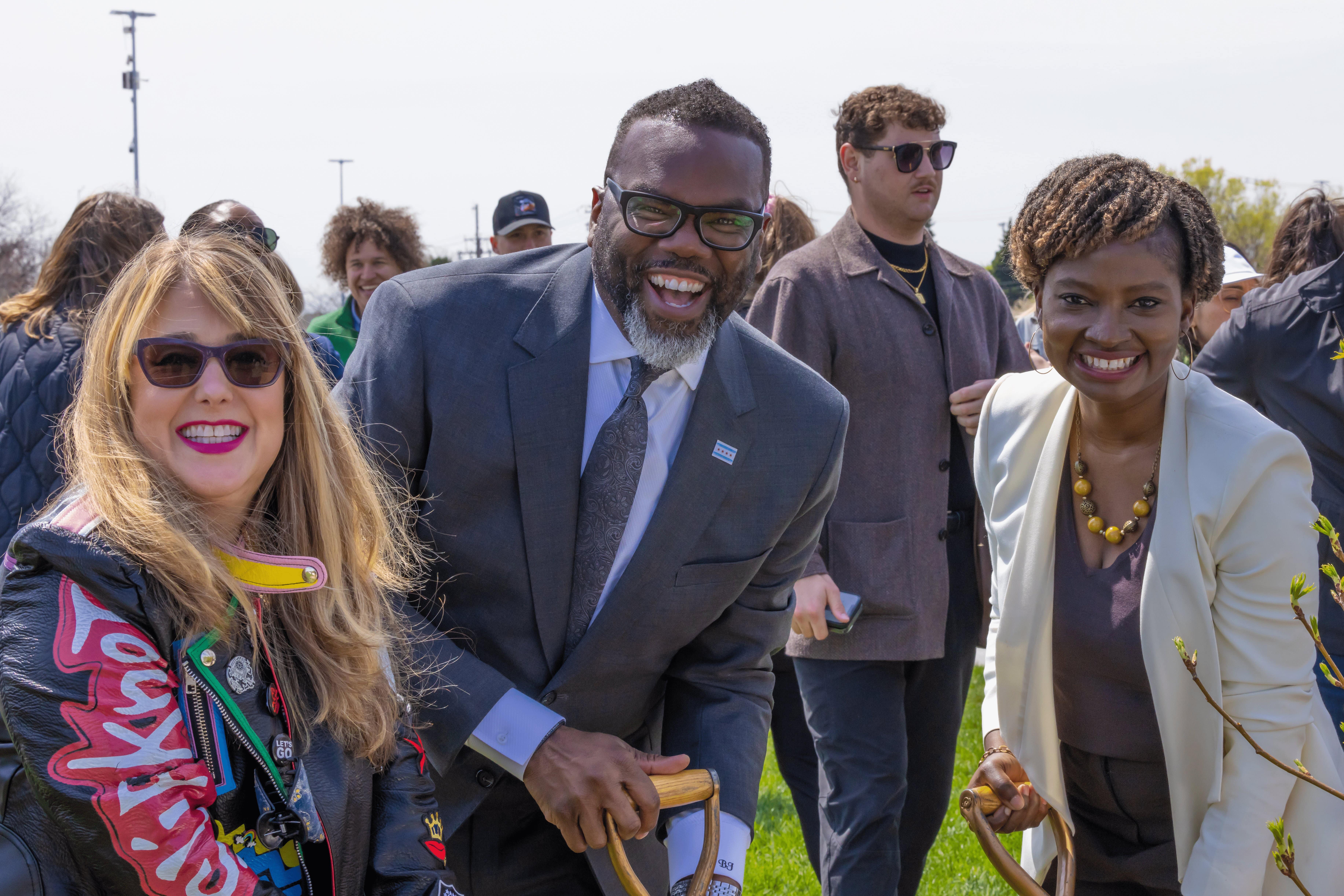 Tree Planting in Armour Square, Dr. Luna, Dr. Ige, and Mayor Johnson