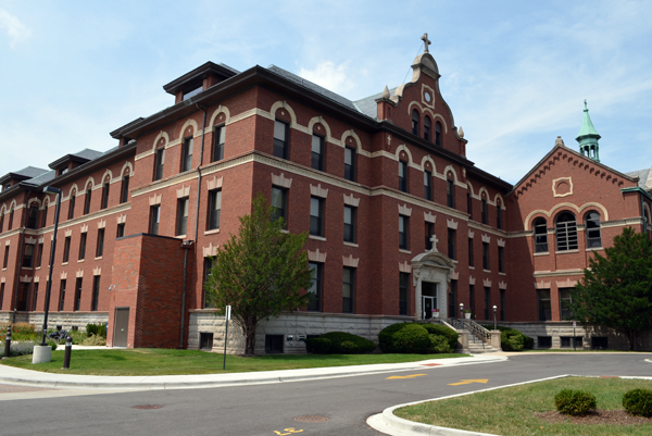 Senior Suites of Norwood Park