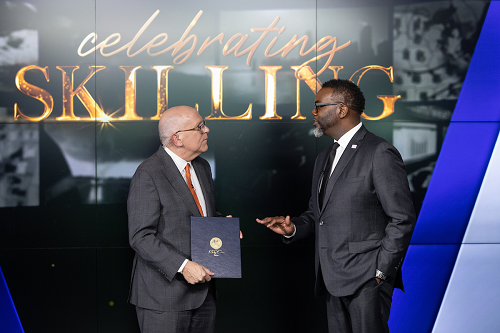 Tom Skilling and Mayor Johnson