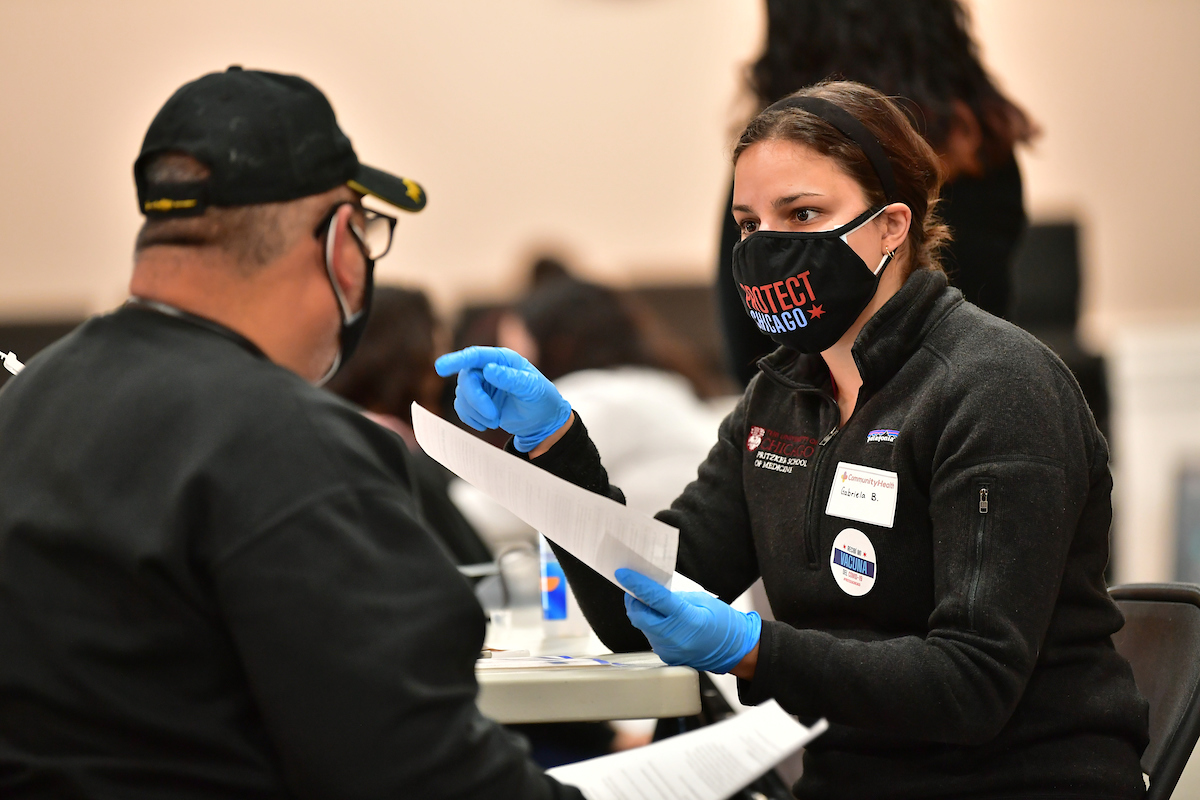 City partners with CommunityHealth for Protect Chicago Plus vaccination event in Belmont Cragin